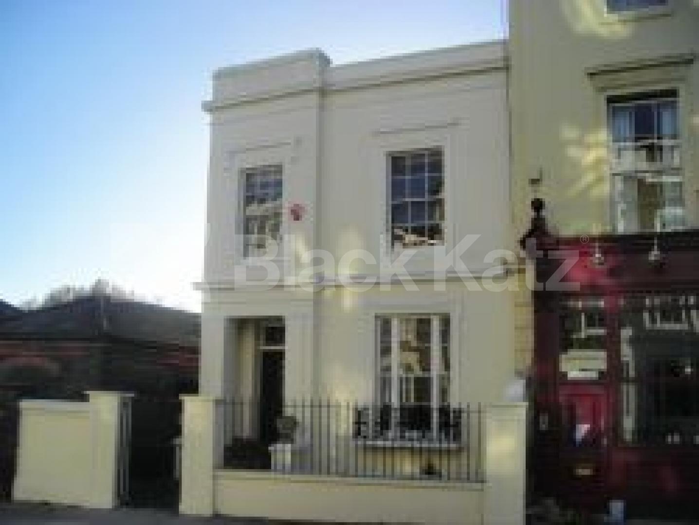 			3 Bedroom, 1 bath, 1 reception Flat			 Mornington Terrace, CAMDEN/REGENTS PARK NW1